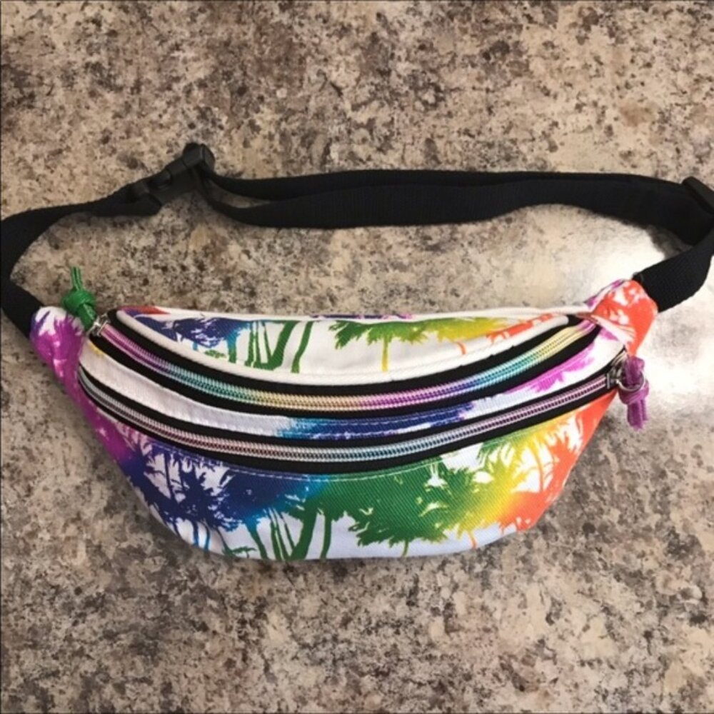 EUC Claire's Beach Print Fanny Pack ❤️🧡💛💚💙💜